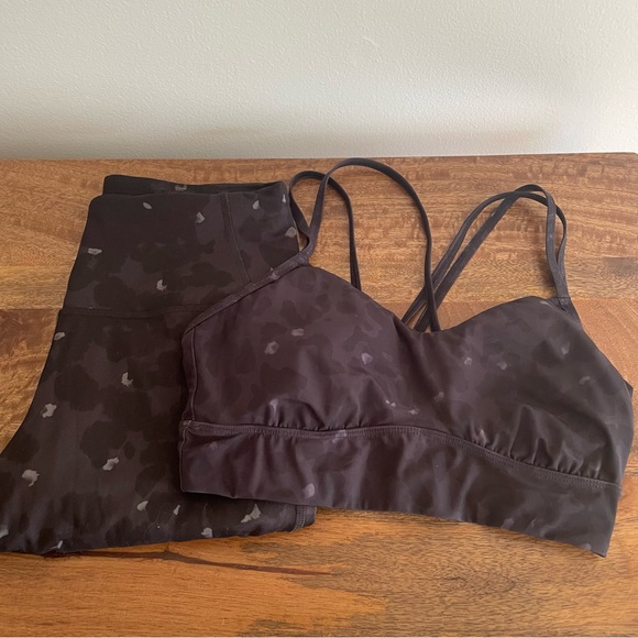 NWOT Sz M set 2 sports bra and workout leggings leopard print - Picture 5 of 7